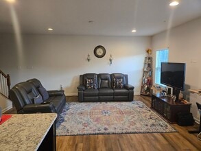2022 Connecticut Ln in Sewickley, PA - Building Photo - Building Photo