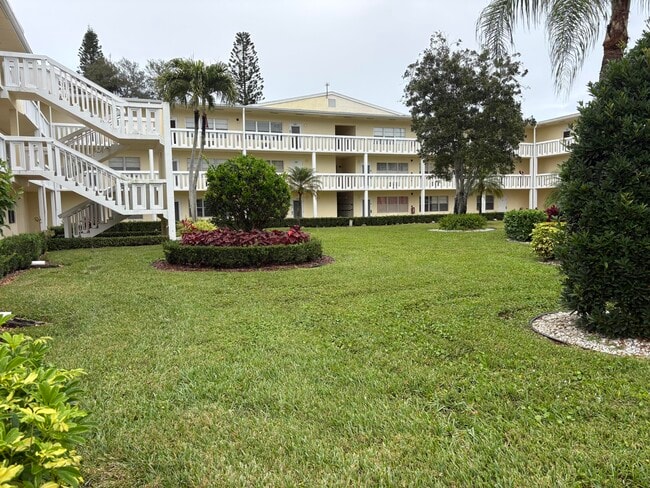 186 Dorset E in Boca Raton, FL - Building Photo - Building Photo