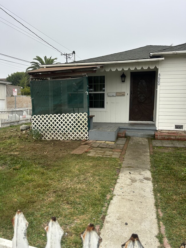 4600 W 170th St in Lawndale, CA - Building Photo - Building Photo