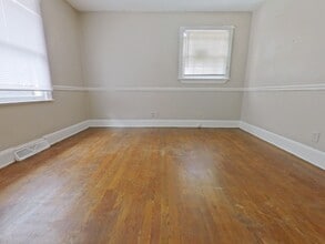 822 Holt Ave in Greensboro, NC - Building Photo - Building Photo