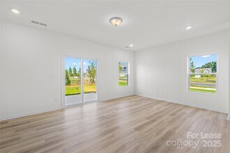 744 Lock Haven Dr NW in Concord, NC - Building Photo - Building Photo