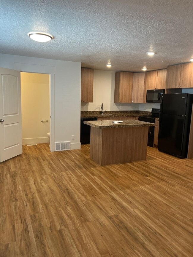 property at 423 Cheyenne Dr