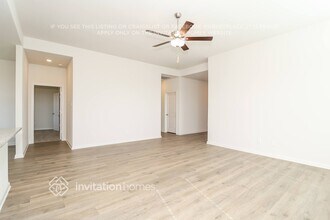 1345 Wind Drift Wy in Fort Worth, TX - Foto de edificio - Building Photo