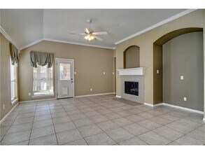 11509 Crystal Falls Drive in Fort Worth, TX - Building Photo - Building Photo