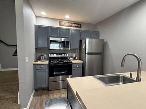 2280 San Vital Dr in Kissimmee, FL - Building Photo - Building Photo