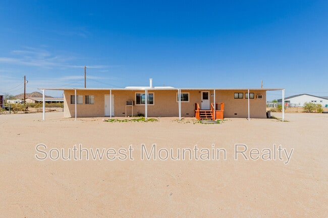 property at 29967 N Sandridge Dr