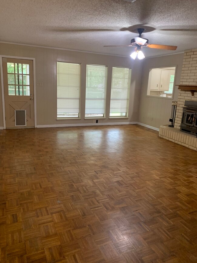 614 Sheffield Dr in Longview, TX - Building Photo - Building Photo
