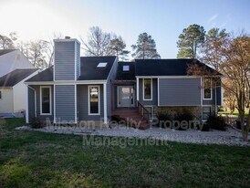 1037 Mansfield Crossing Rd in Richmond, VA - Building Photo