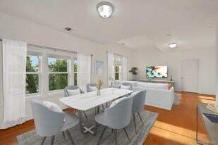 400 Main St in Armonk, NY - Building Photo