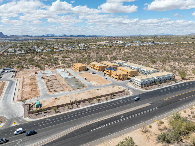 8505 N Thornydale Rd in Tucson, AZ - Building Photo - Primary Photo
