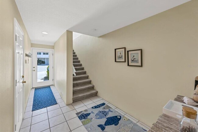 8272 Harborside Cir in Englewood, FL - Building Photo - Building Photo