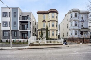 62 Fuller St, Unit 3 in Boston, MA - Building Photo