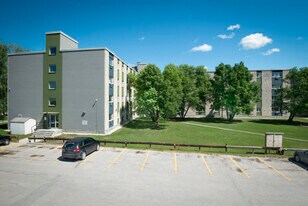 80 Prevette St in Winnipeg, MB - Building Photo