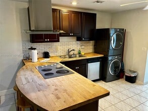 2678 NW 65th Ave-Unit -2678 in Margate, FL - Building Photo - Building Photo