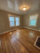 5326 Charlotte St in Kansas City, MO - Building Photo - Building Photo