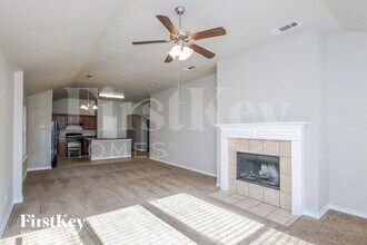 1101 New Meadow Dr in Azle, TX - Building Photo - Building Photo