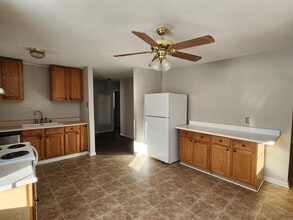 1347 Levy Dr in Fayetteville, NC - Building Photo - Building Photo