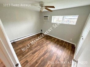 1013 3rd Ave in Coraopolis, PA - Building Photo - Building Photo