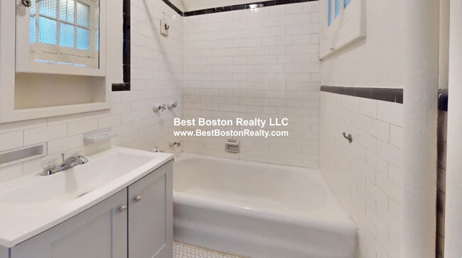 property at 16 W Wyoming Ave