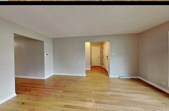 10112 S 53rd Ave in Oak Lawn, IL - Building Photo - Building Photo