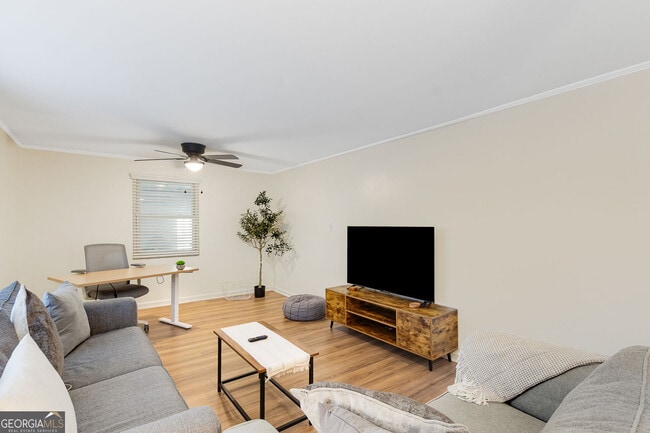 property at 920 Vfw Dr