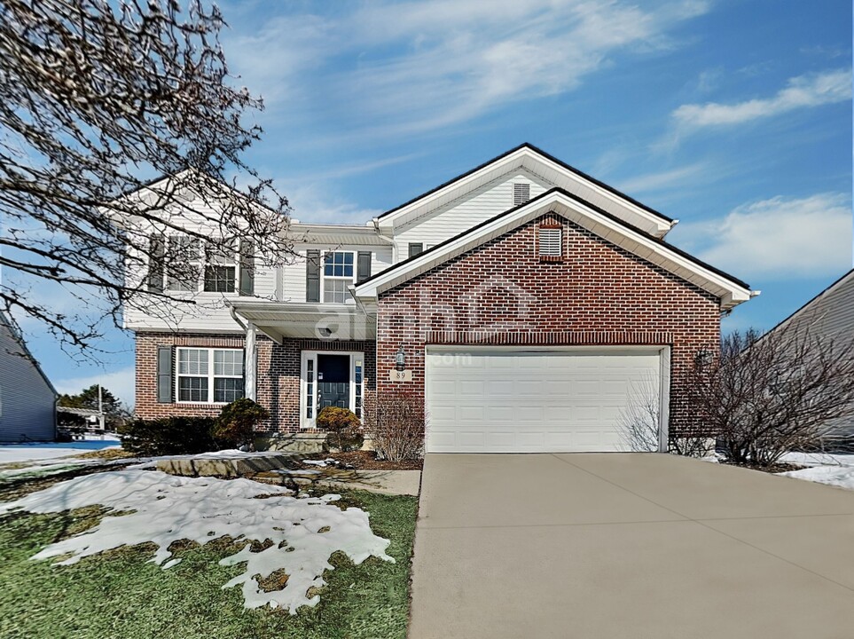 89 N Glen Oak Dr in Springboro, OH - Foto de edificio