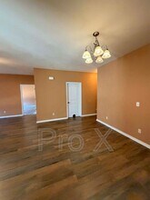 1604 Prier Ln in Webb City, MO - Building Photo - Building Photo