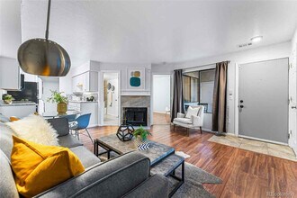 1825 Kendall St in Lakewood, CO - Building Photo - Building Photo
