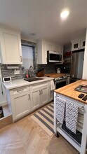 3351 Hamilton Way, Unit 3353 A in Los Angeles, CA - Foto de edificio - Building Photo