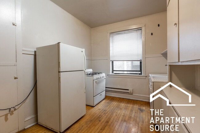 1307 Oak Ave in Evanston, IL - Building Photo - Building Photo