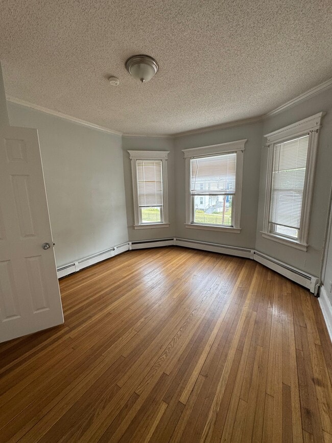 195 Edgewood St, Unit 2 in Hartford, CT - Foto de edificio - Building Photo