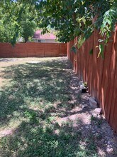 6902 Colony Park Dr in Austin, TX - Building Photo - Building Photo