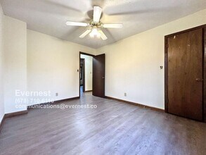 316 Scarlett Ln in Woodstock, GA - Building Photo - Building Photo