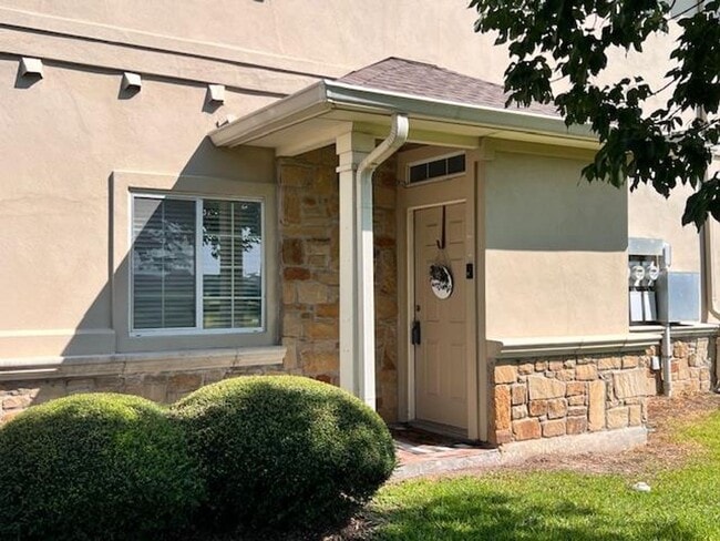 property at 1101 E Parmer Ln