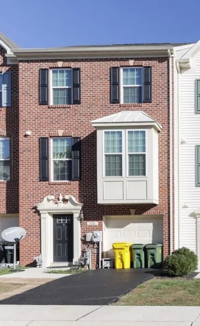 731 Olive Wood Ln in Brooklyn Park, MD - Foto de edificio - Building Photo