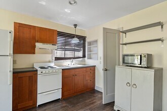 521 Whitworth Ave S in Renton, WA - Building Photo - Building Photo