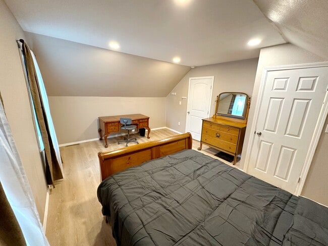 614 Jamesville Ave in Syracuse, NY - Building Photo - Building Photo
