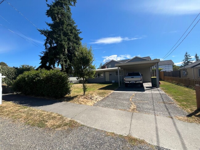 2328 Verona St in Bellingham, WA - Building Photo - Building Photo