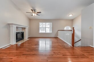 5550 Emerald Glen in Stone Mountain, GA - Building Photo - Building Photo