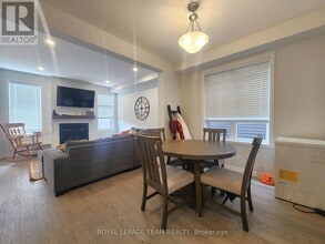590 Paine Ave in Ottawa, ON - Building Photo - Building Photo