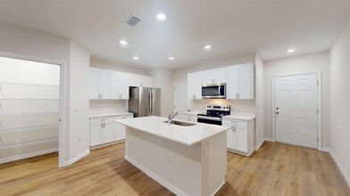 4317 Hillock Blvd in Haines City, FL - Building Photo - Building Photo