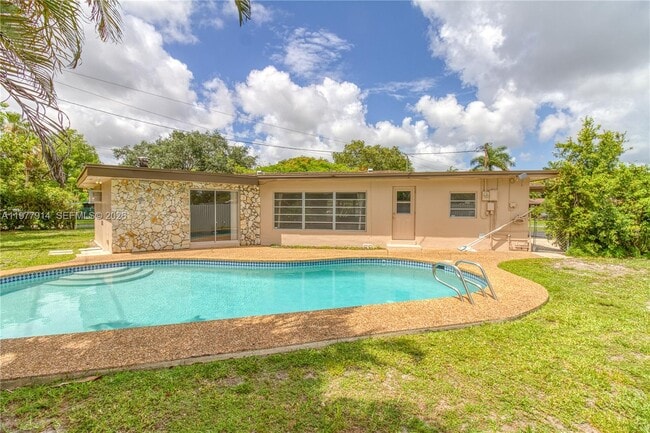 property at 192 SW 62nd Terrace