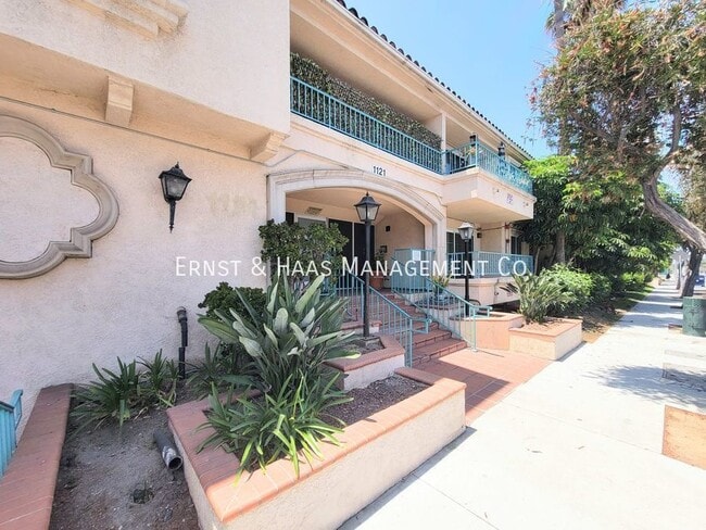 property at 1121 Obispo Ave