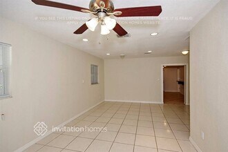 5005 Steyr St in Orlando, FL - Foto de edificio - Building Photo