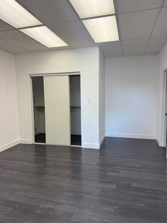 7466 Girard Ave, Unit 7442-A in San Diego, CA - Building Photo