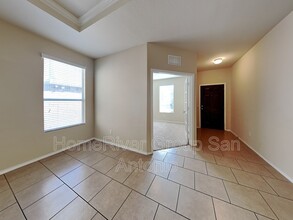 14019 Laurel Br in San Antonio, TX - Building Photo - Building Photo