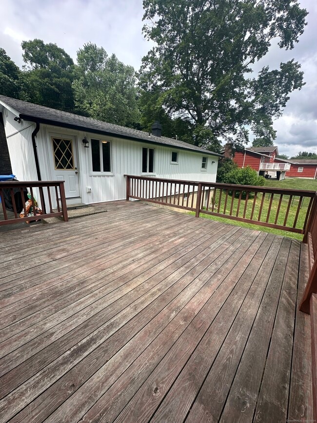 30 Wiltan Dr in Monroe, CT - Building Photo - Building Photo