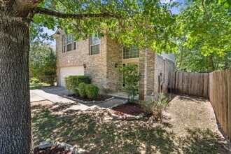 10520 Fosseway Dr in Austin, TX - Building Photo - Building Photo