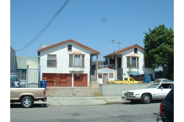 6836 Crenshaw Blvd in Los Angeles, CA - Foto de edificio - Building Photo