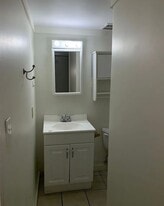 107 S Bryan Ave in Bloomington, IN - Building Photo